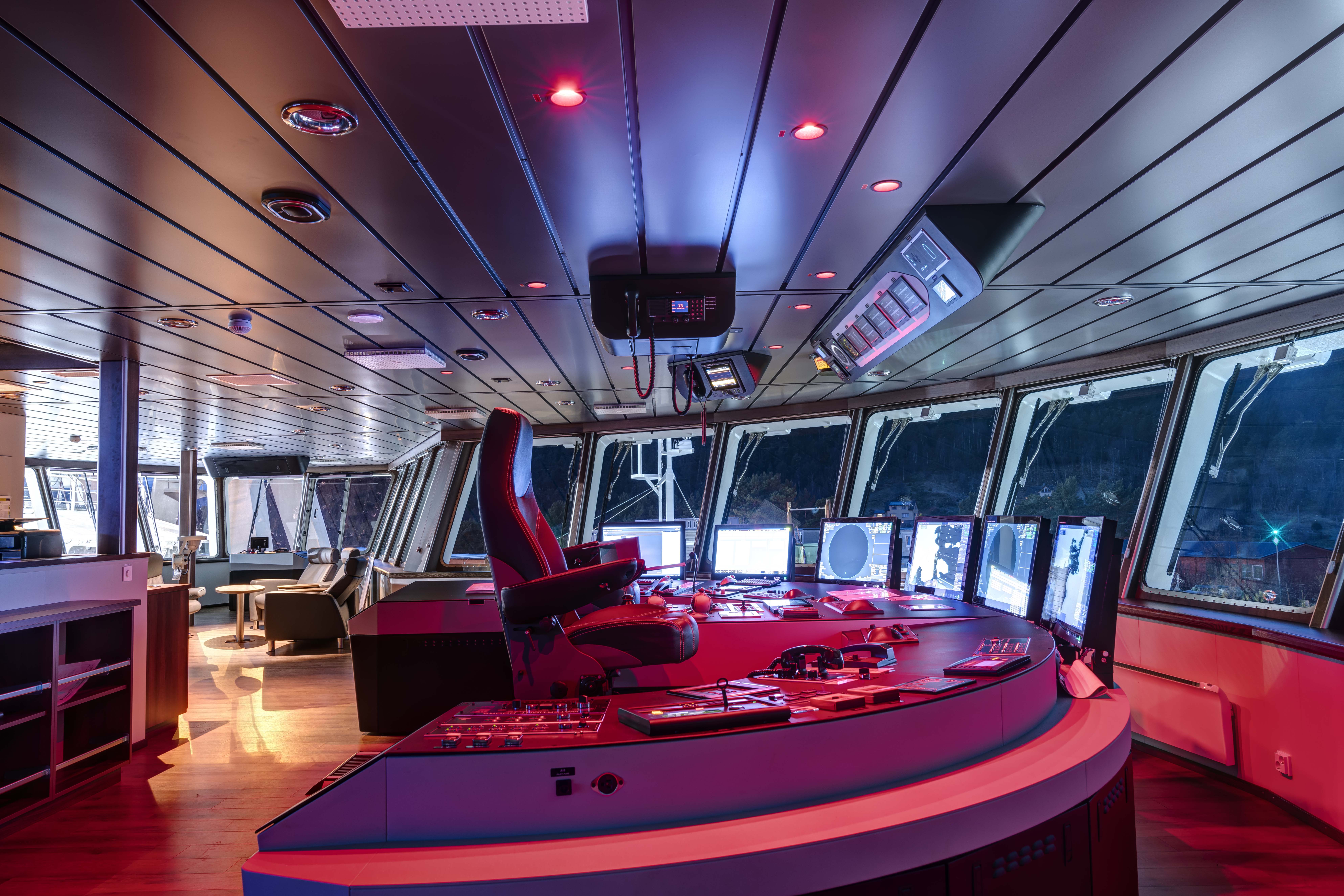 Bridge / Wheel House