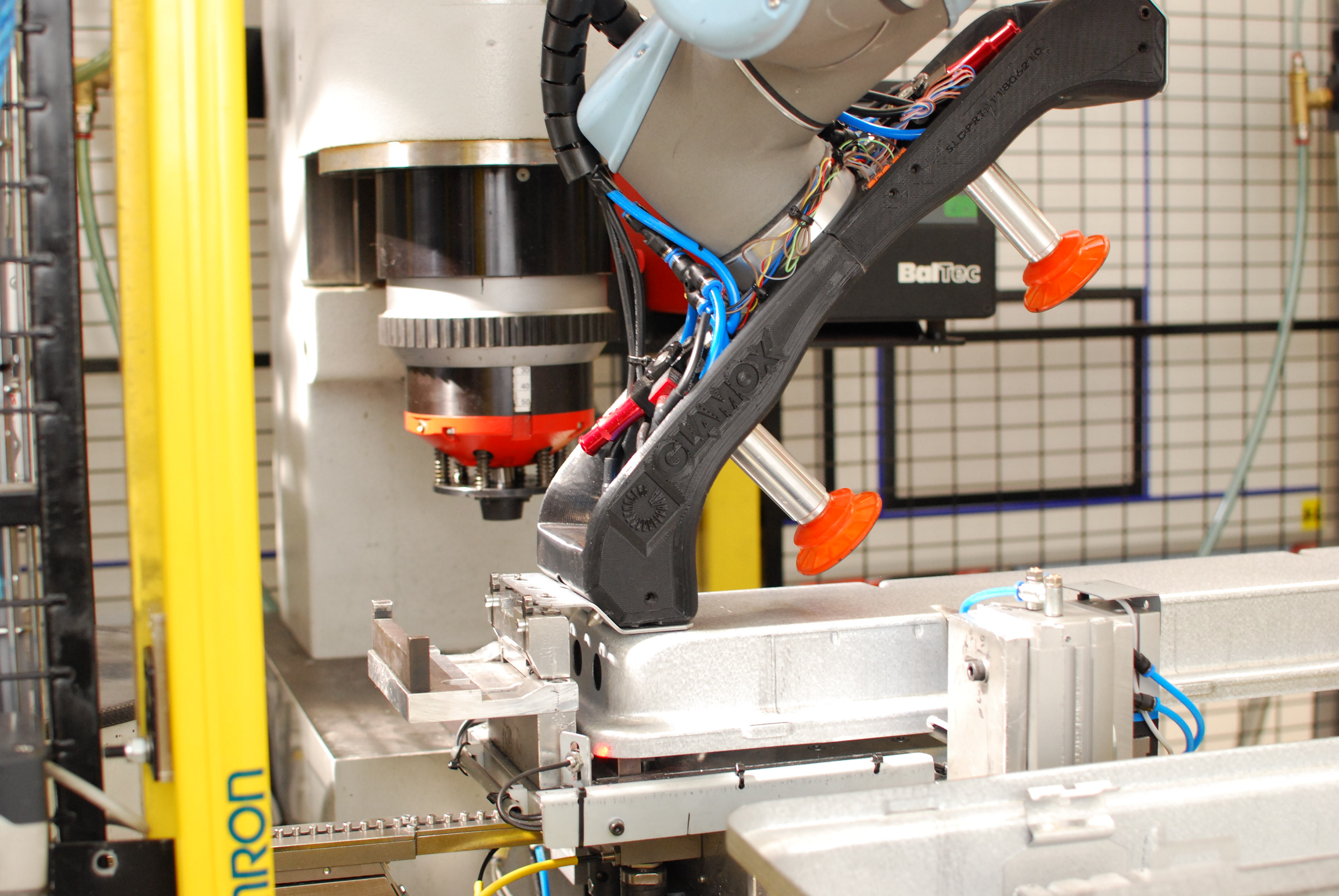 Mechanical arm tests
