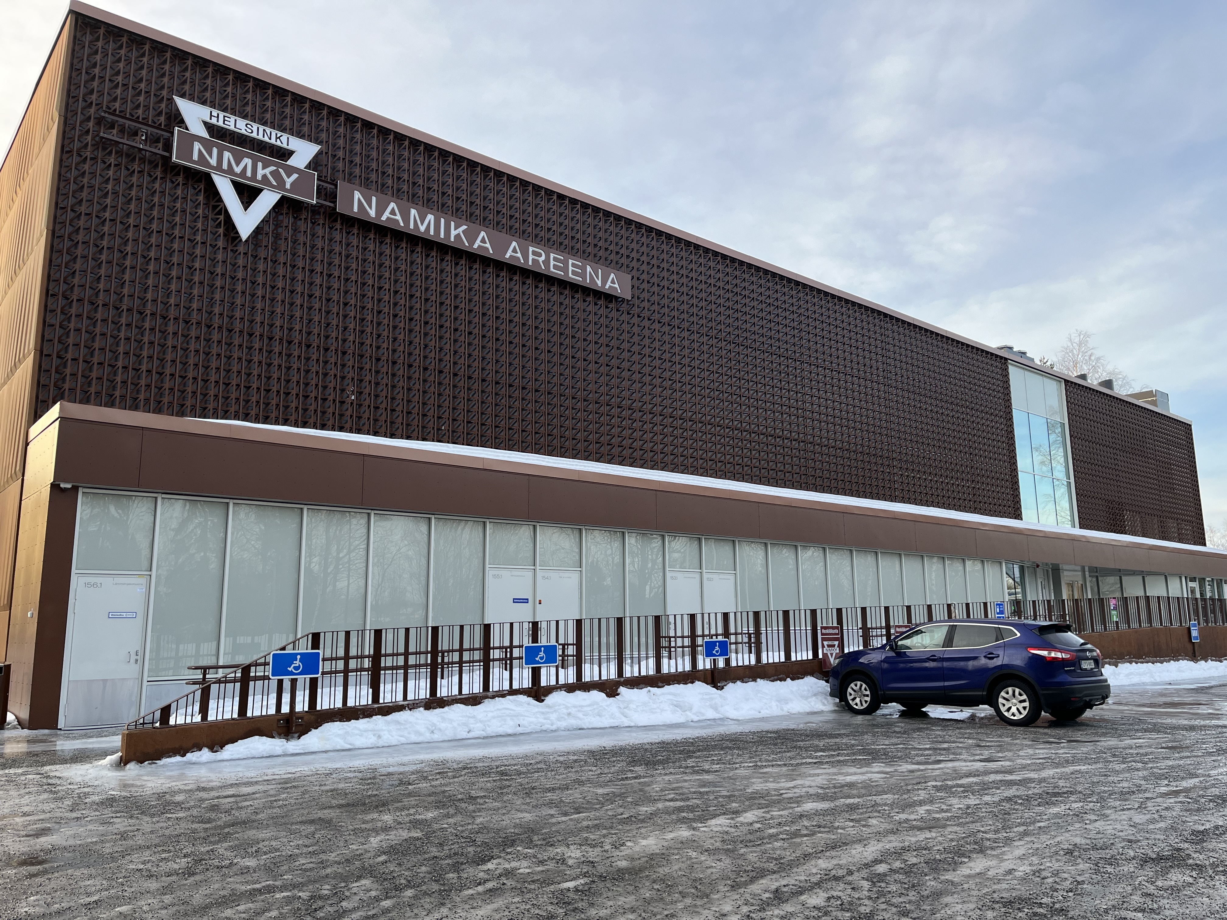 Namika julkisivu.JPG