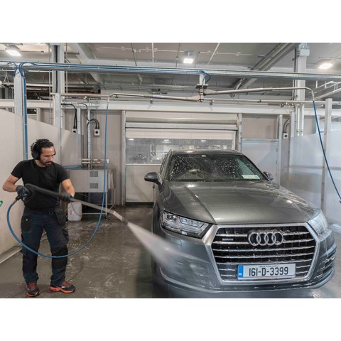 Audi showroom 13.JPG