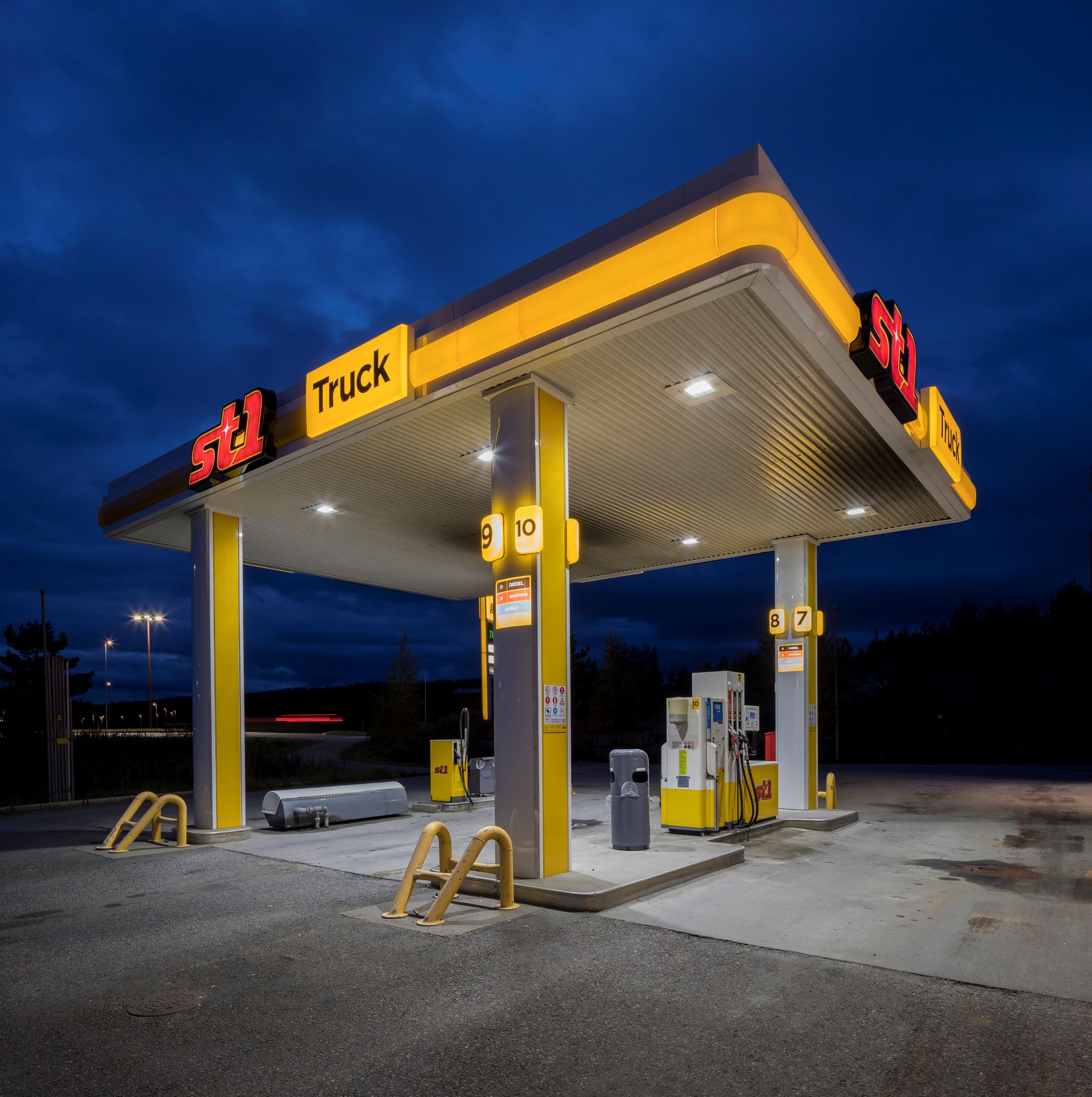 St1 truck refueling station.jpg