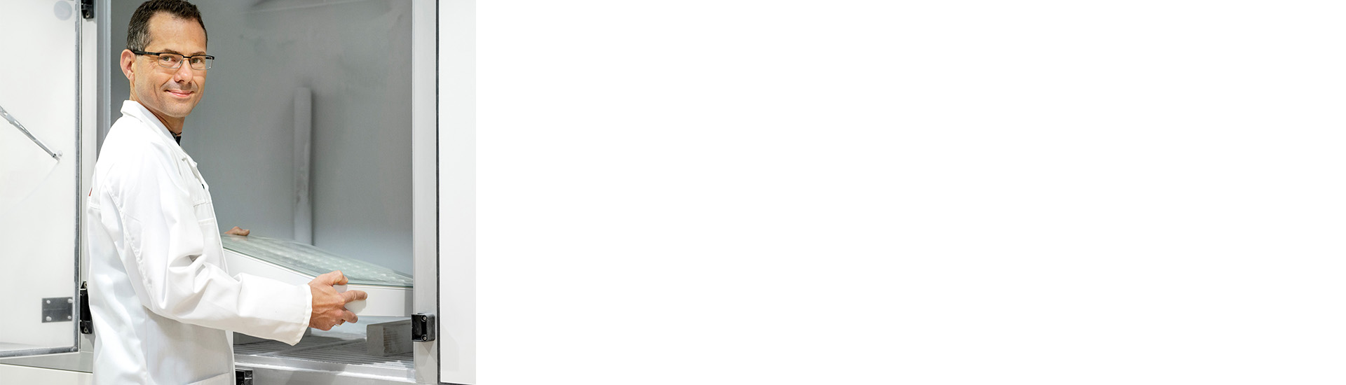 luminaire testing.jpg